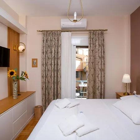 Ariadne By Heloni Apartment *